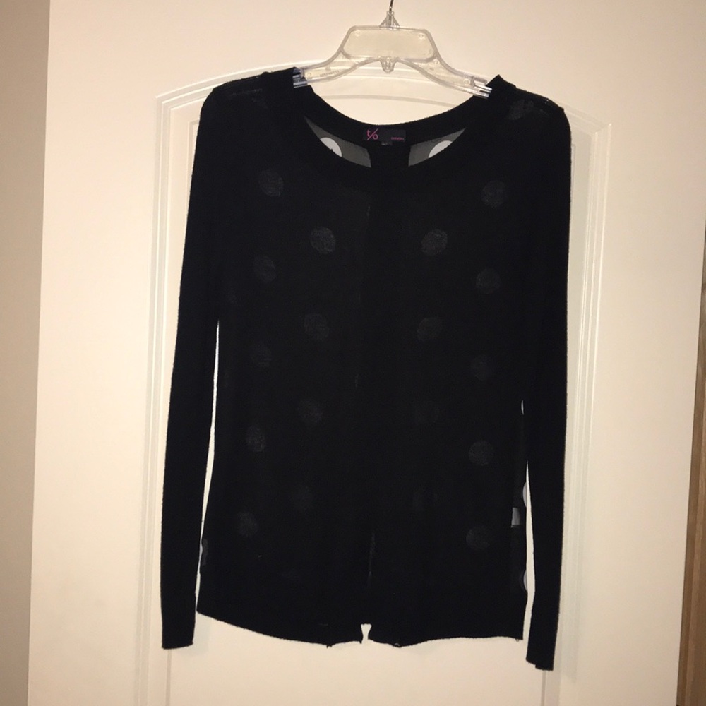 Black light weight sweater